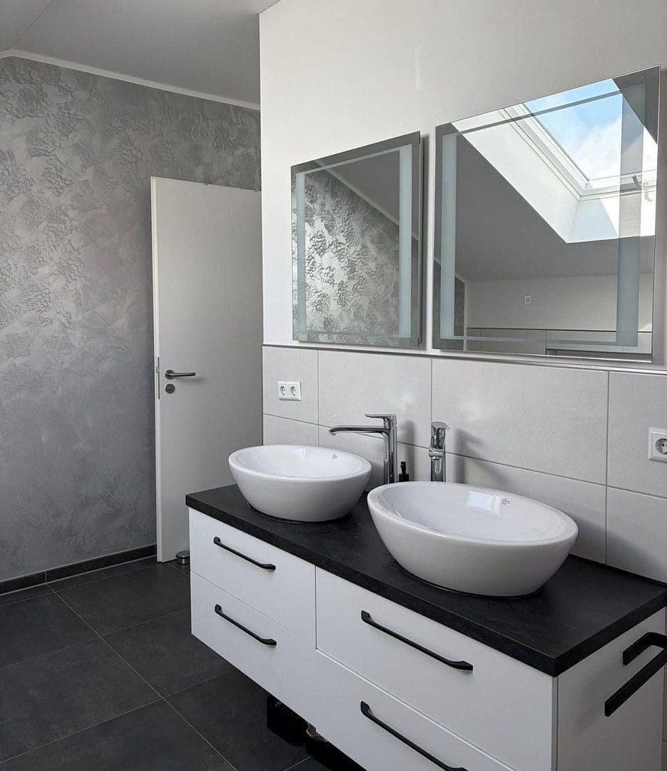 Predaj domu 143 m², pozemek 629 m², Strautfeld 11, Landolfshausen, Dolné Sasko Predaj domu 143 m², pozemek 629 m², Strautfeld 11, Landolfshausen, Dolné Sasko