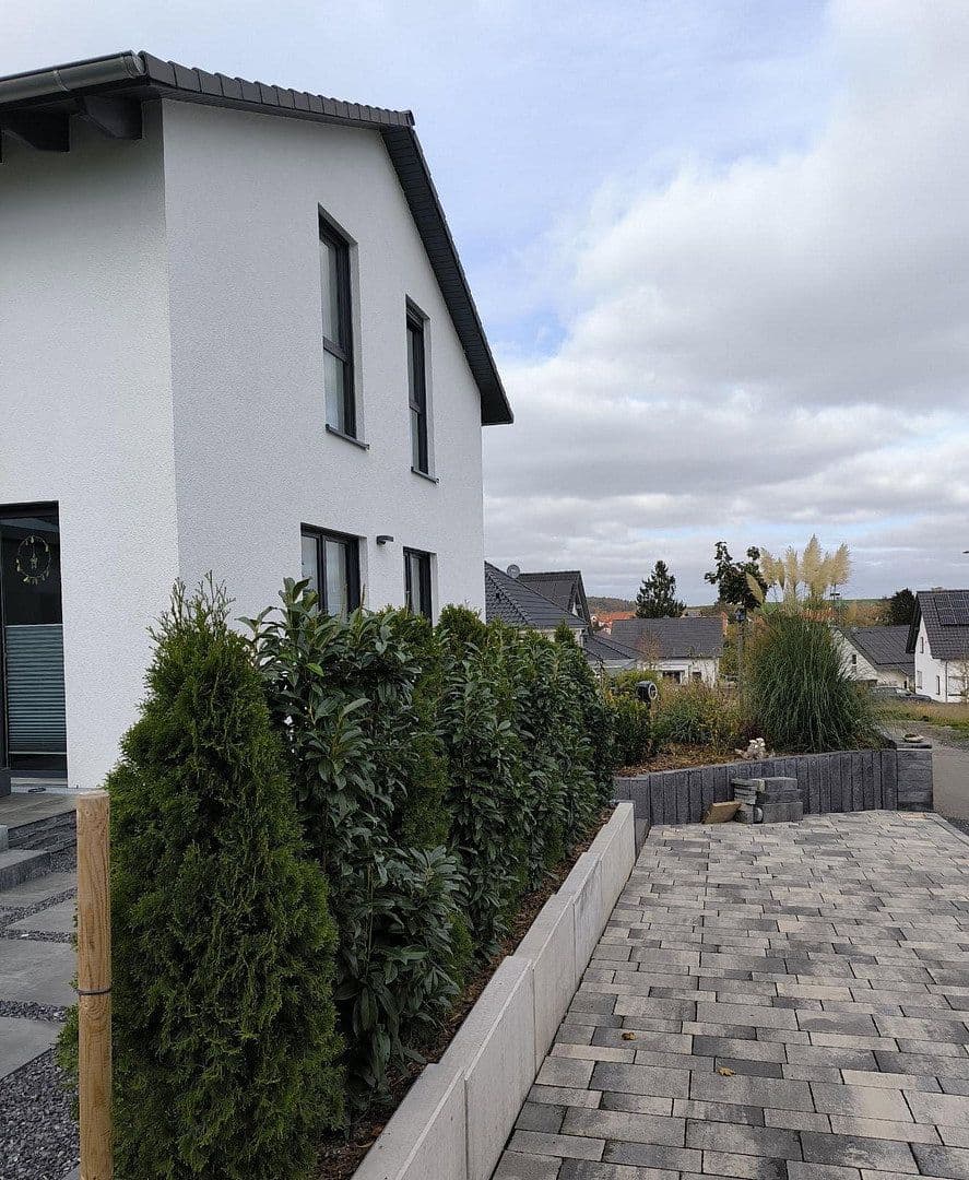 Predaj domu 143 m², pozemek 629 m², Strautfeld 11, Landolfshausen, Dolné Sasko Predaj domu 143 m², pozemek 629 m², Strautfeld 11, Landolfshausen, Dolné Sasko