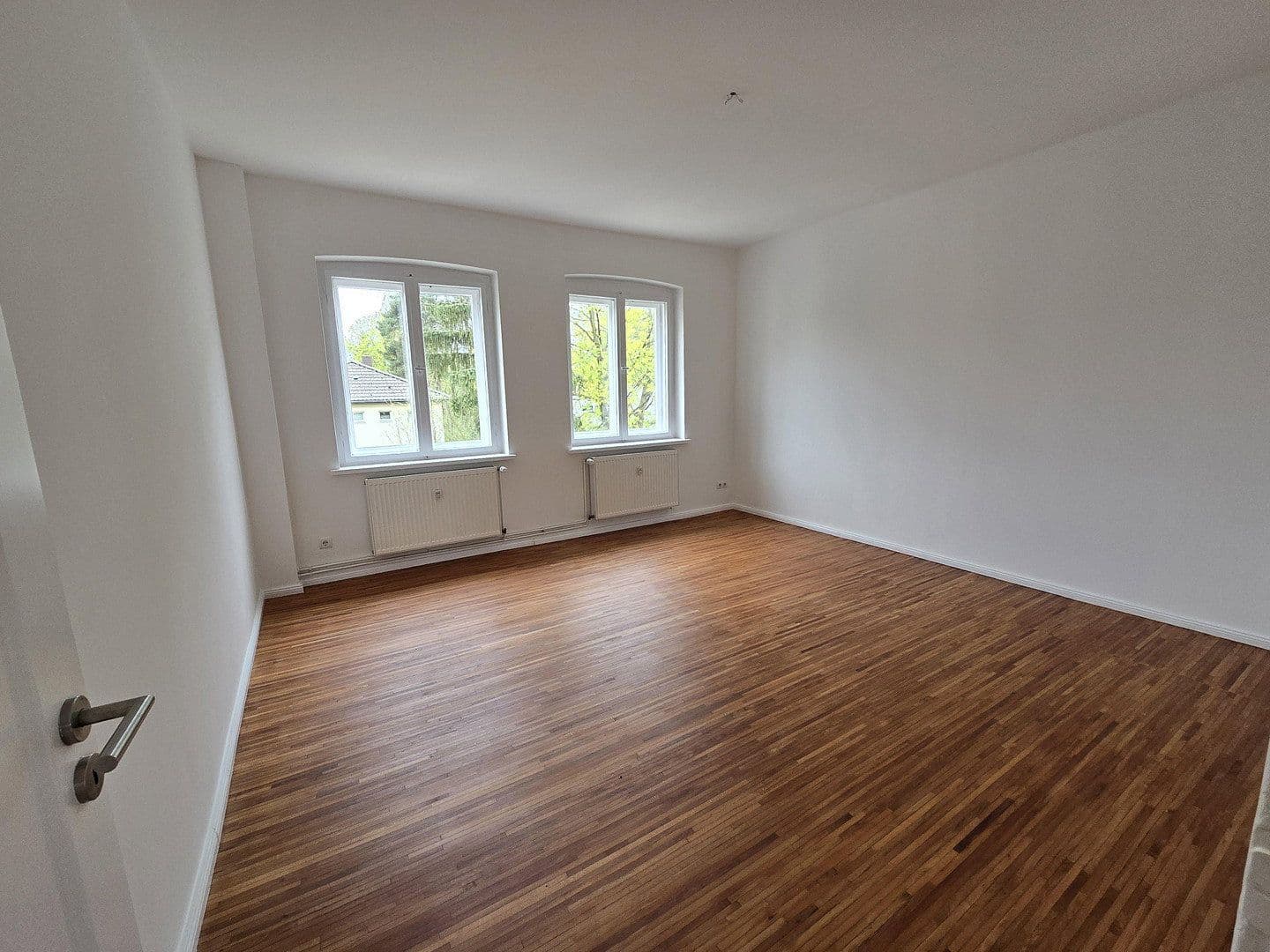 Prenájom bytu 4-izbový 114 m², Gerhart-Hauptmann Straße 43/45, Teltow, Brandenbursko Prenájom bytu 4-izbový 114 m², Gerhart-Hauptmann Straße 43/45, Teltow, Brandenbursko