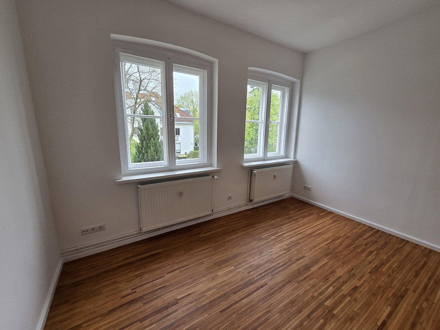 Prenájom bytu 4-izbový 114 m², Gerhart-Hauptmann Straße 43/45, Teltow, Brandenbursko Prenájom bytu 4-izbový 114 m², Gerhart-Hauptmann Straße 43/45, Teltow, Brandenbursko