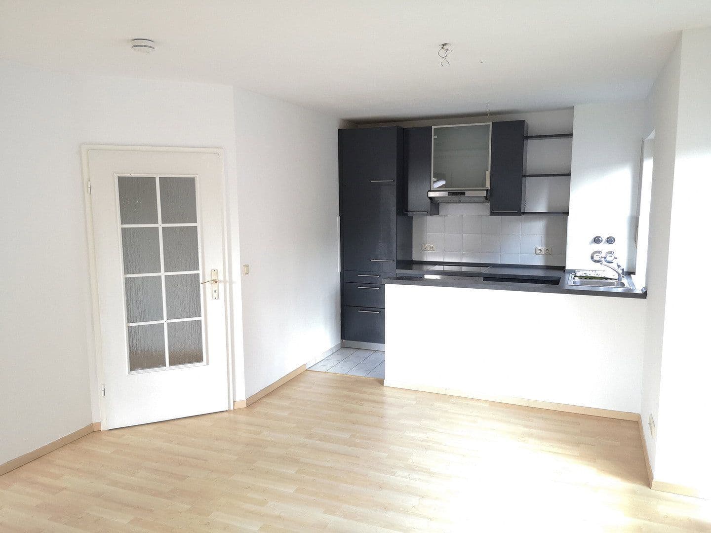 Prenájom bytu 2-izbový 45 m², Rofanstraße 00, München, Bavorsko Prenájom bytu 2-izbový 45 m², Rofanstraße 00, München, Bavorsko