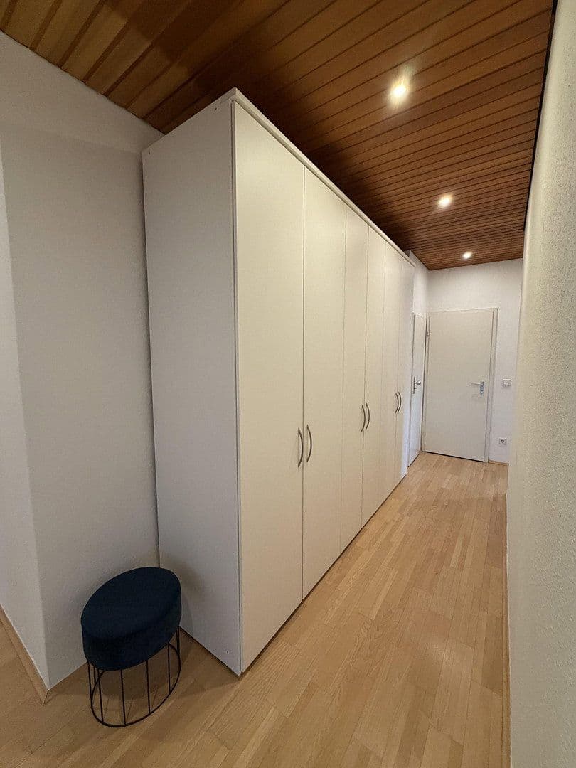 Prenájom bytu 2-izbový 73 m², Mannheim, Bádensko-Wurttembersko Prenájom bytu 2-izbový 73 m², Mannheim, Bádensko-Wurttembersko