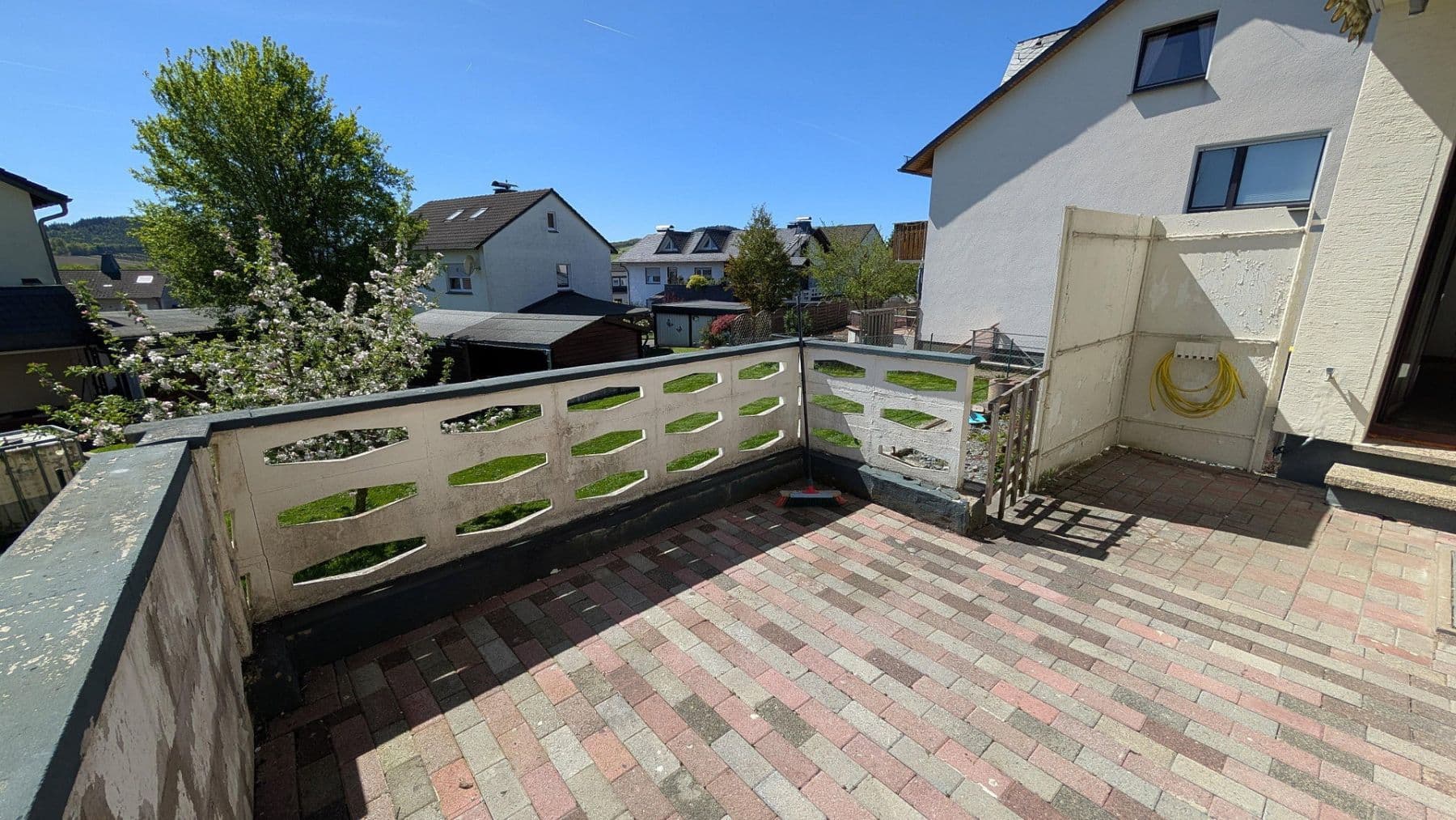 Predaj domu 228 m², pozemek 610 m², Meschede, Severné Porýnie - Westfálsko Predaj domu 228 m², pozemek 610 m², Meschede, Severné Porýnie - Westfálsko