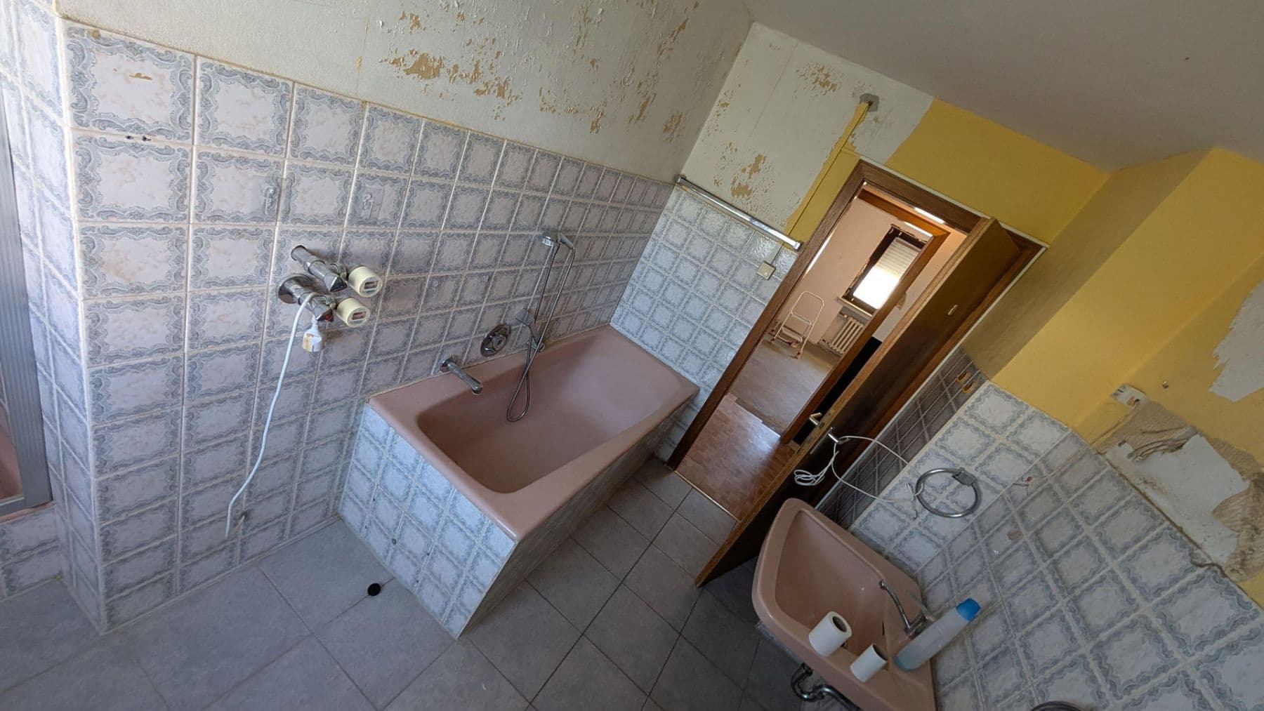 Predaj domu 228 m², pozemek 610 m², Meschede, Severné Porýnie - Westfálsko Predaj domu 228 m², pozemek 610 m², Meschede, Severné Porýnie - Westfálsko
