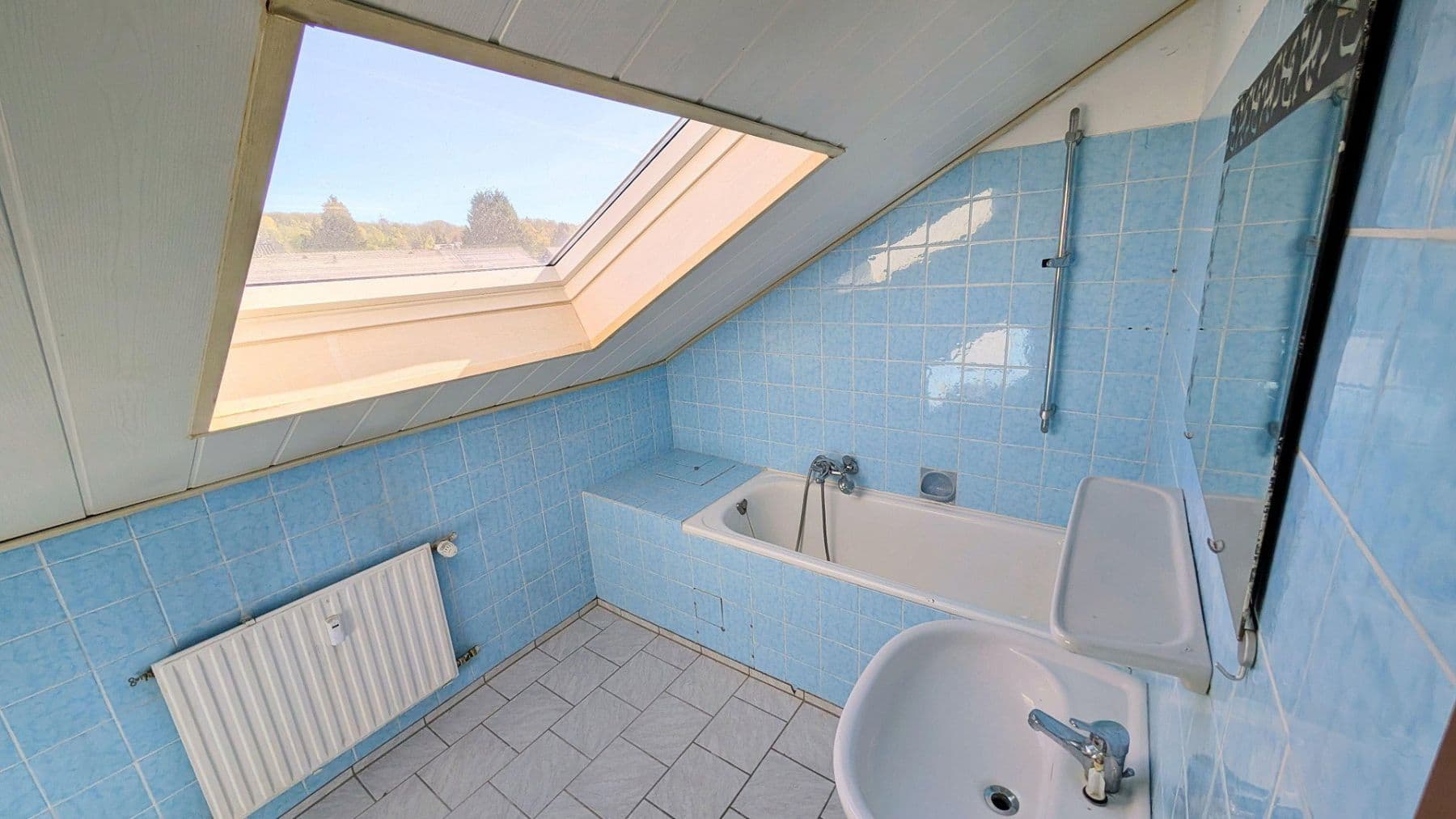 Predaj domu 228 m², pozemek 610 m², Meschede, Severné Porýnie - Westfálsko Predaj domu 228 m², pozemek 610 m², Meschede, Severné Porýnie - Westfálsko
