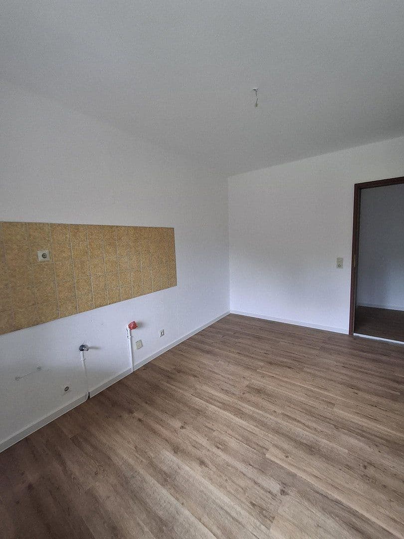 Prenájom bytu 2-izbový 73 m², Durmersheimer Straße 72, Karlsruhe, Bádensko-Wurttembersko Prenájom bytu 2-izbový 73 m², Durmersheimer Straße 72, Karlsruhe, Bádensko-Wurttembersko