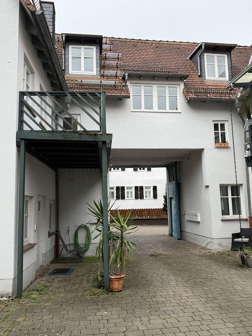 Prenájom bytu 2-izbový 79 m², Rathausstraße 7, Hofheim am Taunus, Hesensko Prenájom bytu 2-izbový 79 m², Rathausstraße 7, Hofheim am Taunus, Hesensko