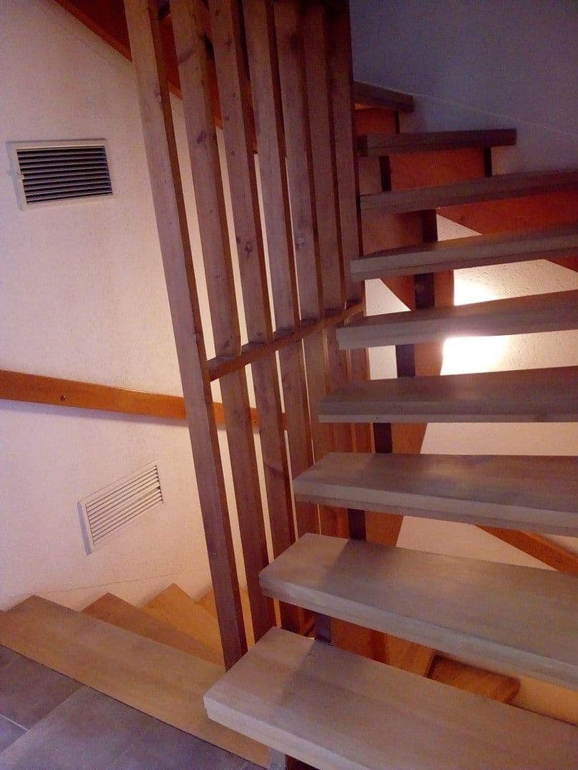 Prenájom domu 143 m², pozemek 233 m², Neubiberg, Bavorsko Prenájom domu 143 m², pozemek 233 m², Neubiberg, Bavorsko
