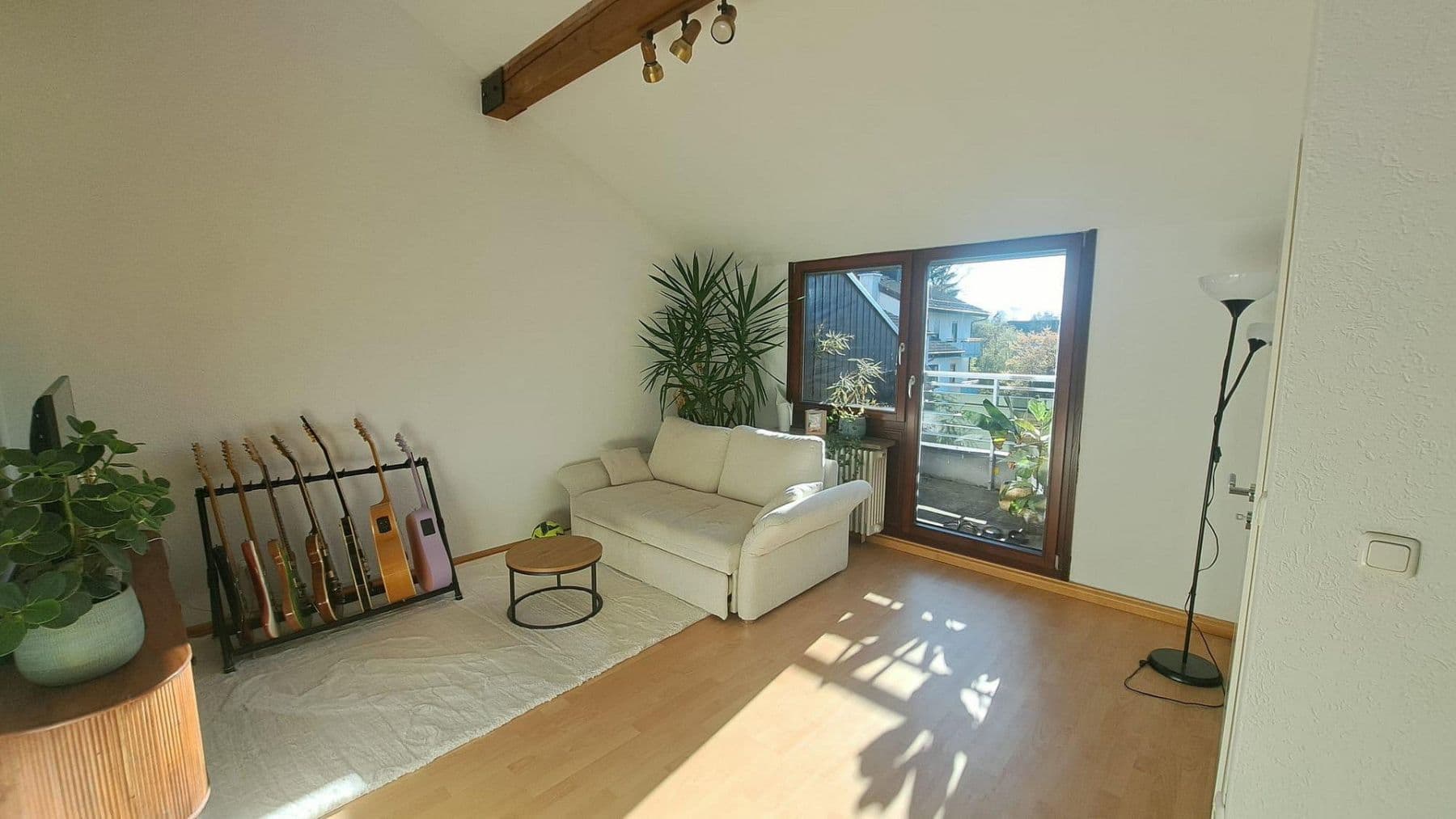 Prenájom domu 143 m², pozemek 233 m², Neubiberg, Bavorsko Prenájom domu 143 m², pozemek 233 m², Neubiberg, Bavorsko