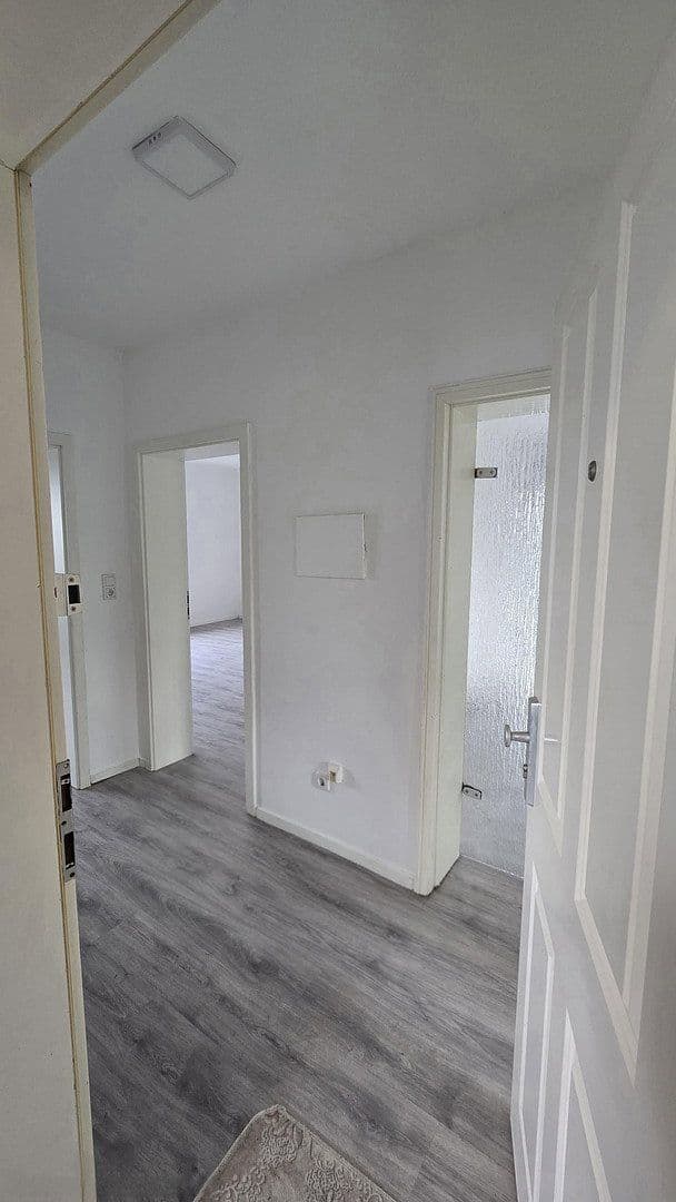 Prenájom bytu 3-izbový 110 m², Korschenbroich, Severné Porýnie - Westfálsko Prenájom bytu 3-izbový 110 m², Korschenbroich, Severné Porýnie - Westfálsko