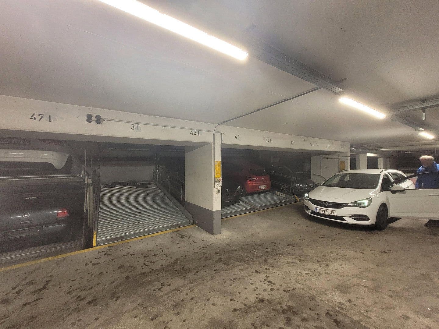 Prenájom garáže 12 m², Wurlitzergasse 41, Wien, Viedeň Prenájom garáže 12 m², Wurlitzergasse 41, Wien, Viedeň