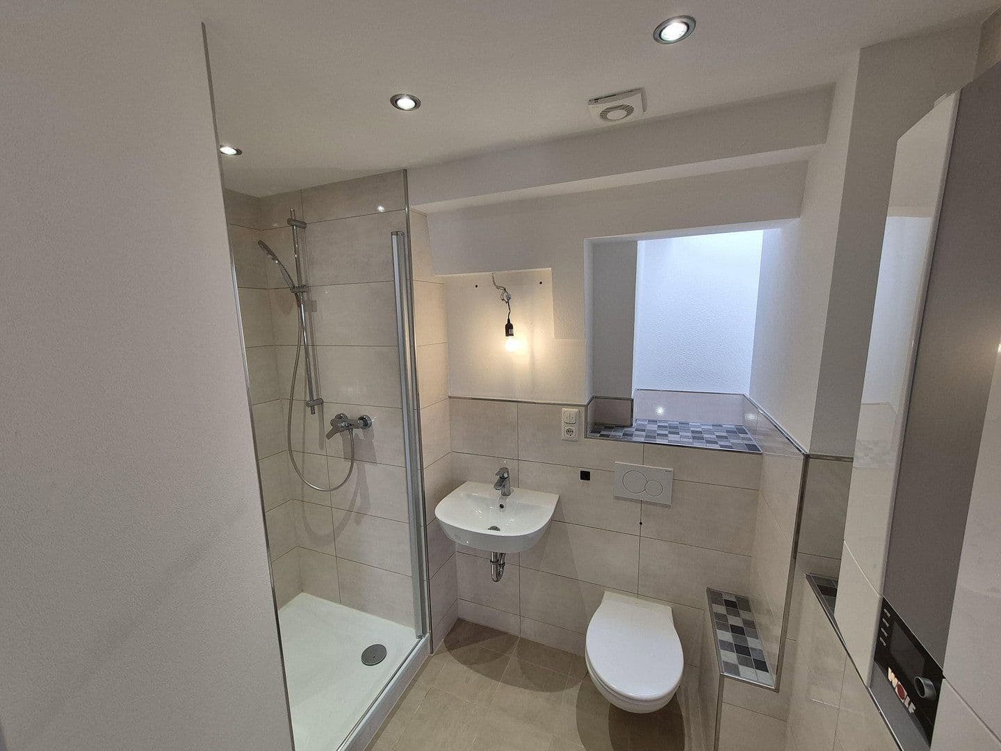 Predaj domu 198 m², pozemek 1.394 m², Falkensee, Brandenbursko Predaj domu 198 m², pozemek 1.394 m², Falkensee, Brandenbursko