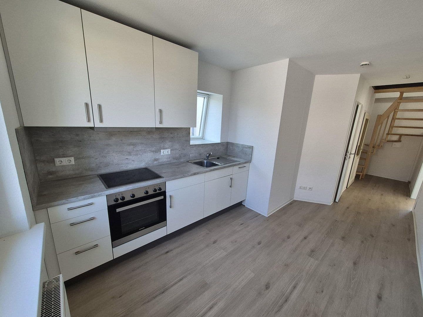 Predaj domu 198 m², pozemek 1.394 m², Falkensee, Brandenbursko Predaj domu 198 m², pozemek 1.394 m², Falkensee, Brandenbursko