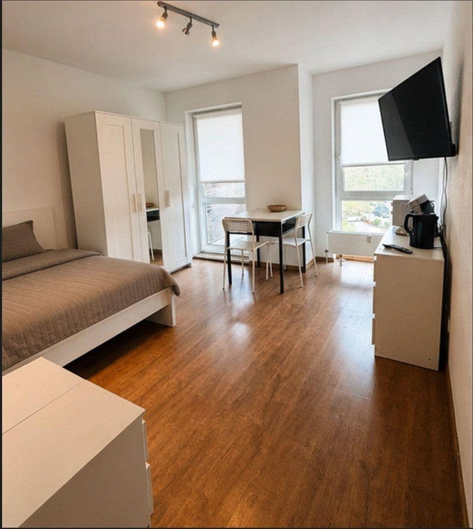 Prenájom bytu 1-izbový 23 m², Herrnstr. 91, Fürth, Bavorsko Prenájom bytu 1-izbový 23 m², Herrnstr. 91, Fürth, Bavorsko