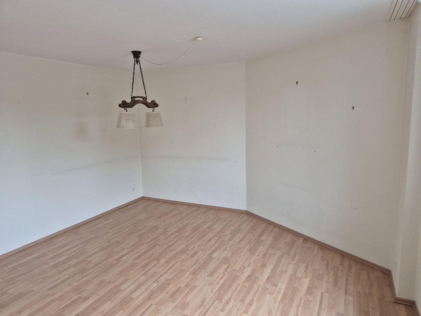 Prenájom bytu 3-izbový 71 m², Riesengebirgsstrasse 65, Moers, Severné Porýnie - Westfálsko Prenájom bytu 3-izbový 71 m², Riesengebirgsstrasse 65, Moers, Severné Porýnie - Westfálsko