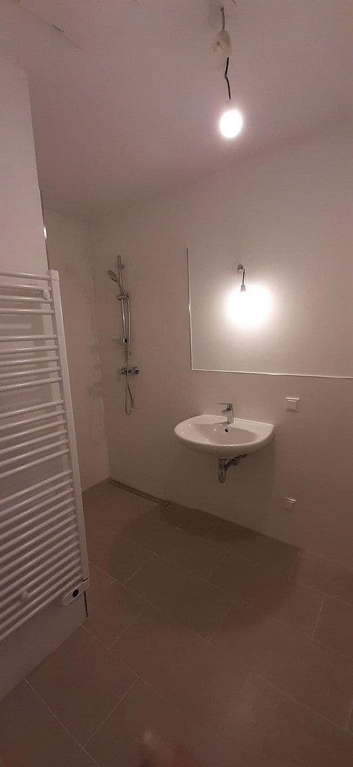 Prenájom bytu 3-izbový 54 m², Oberlaaer Straße 85, Wien, Viedeň Prenájom bytu 3-izbový 54 m², Oberlaaer Straße 85, Wien, Viedeň