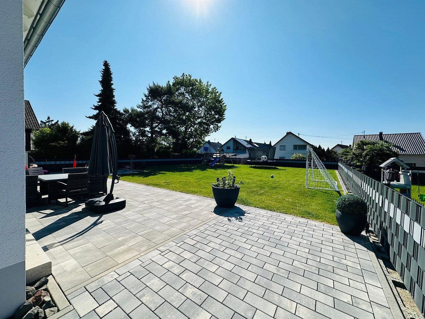 Predaj domu 251 m², pozemek 841 m², Bexbach, Sársko Predaj domu 251 m², pozemek 841 m², Bexbach, Sársko