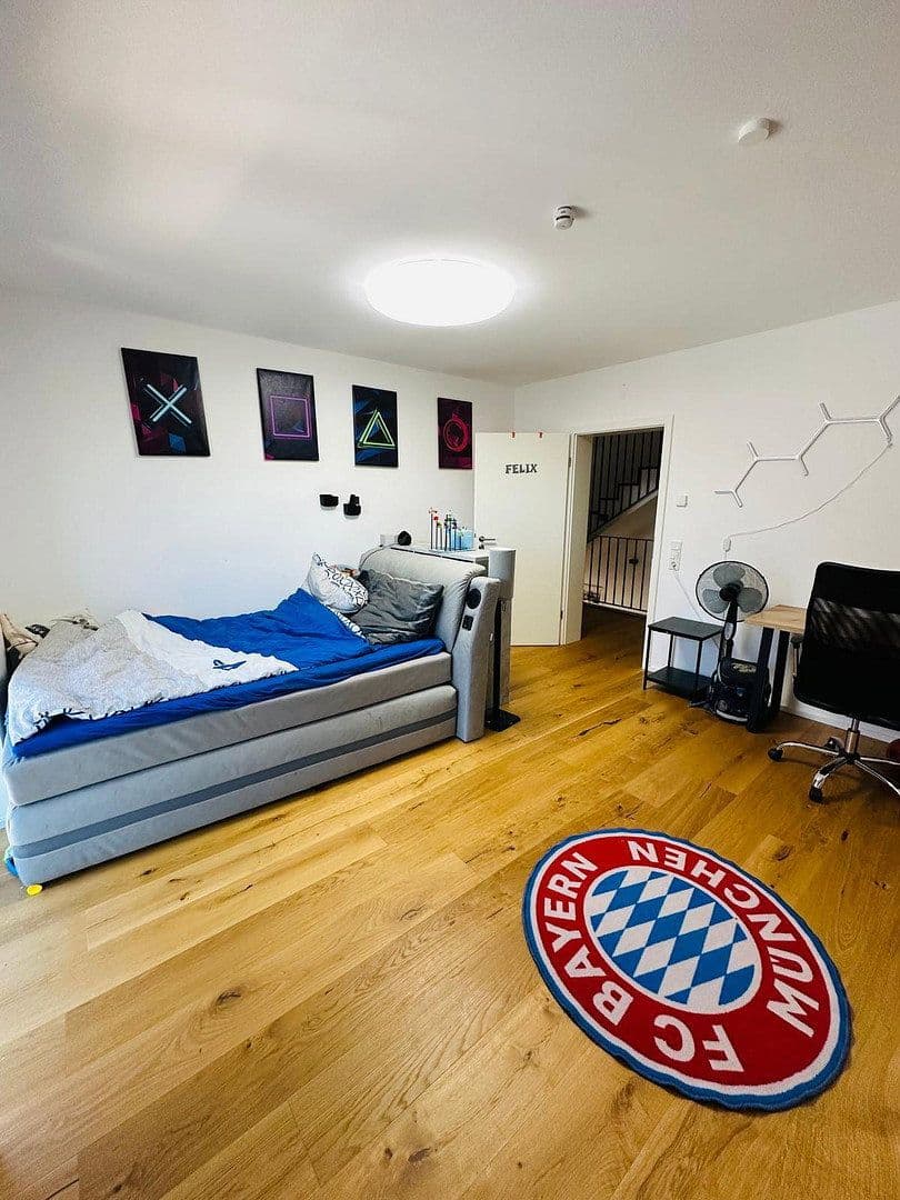 Predaj domu 251 m², pozemek 841 m², Bexbach, Sársko Predaj domu 251 m², pozemek 841 m², Bexbach, Sársko