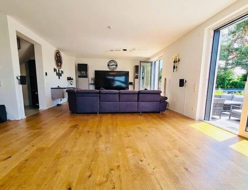 Predaj domu 251 m², pozemek 841 m², Bexbach, Sársko Predaj domu 251 m², pozemek 841 m², Bexbach, Sársko