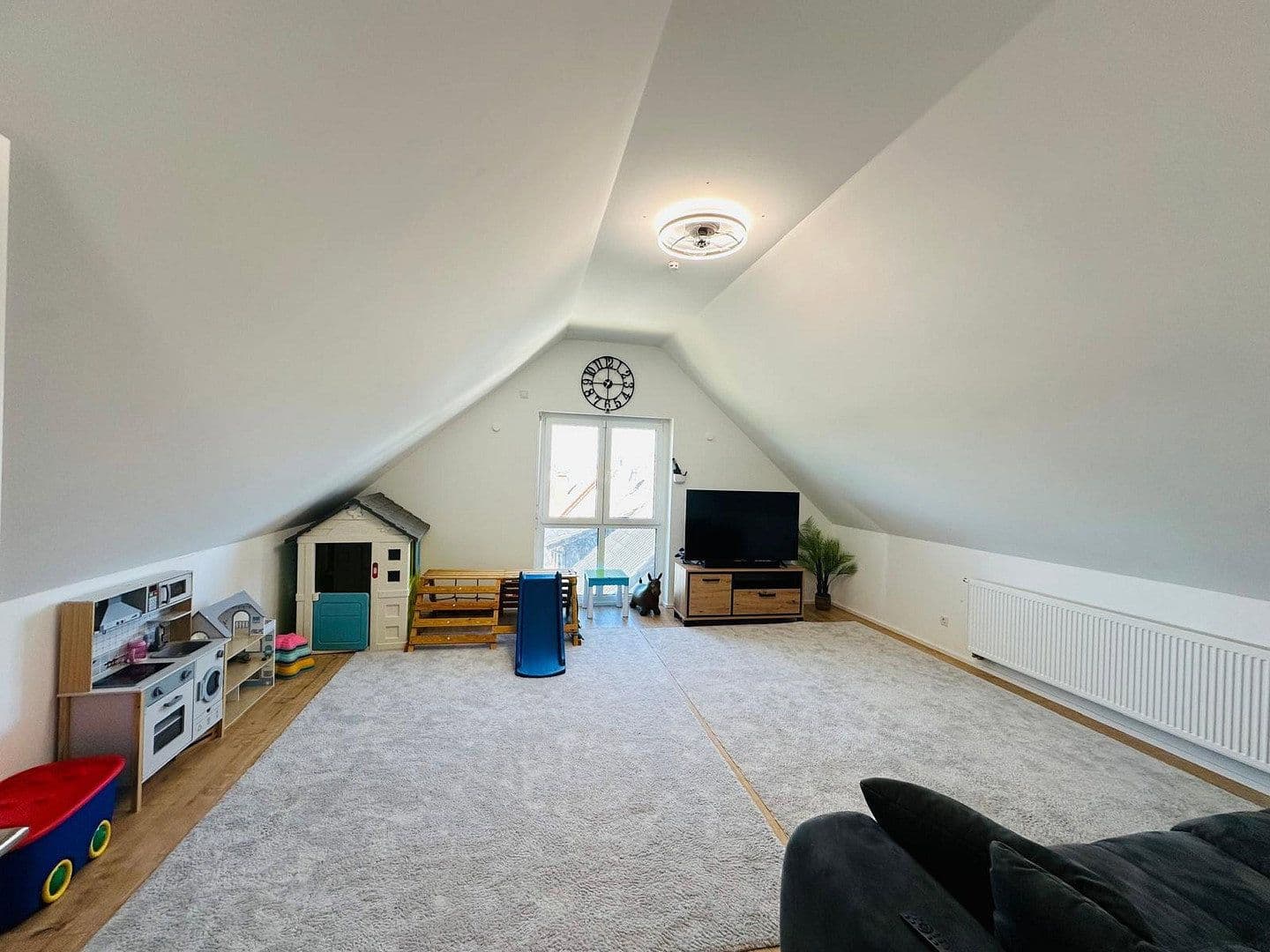 Predaj domu 251 m², pozemek 841 m², Bexbach, Sársko Predaj domu 251 m², pozemek 841 m², Bexbach, Sársko