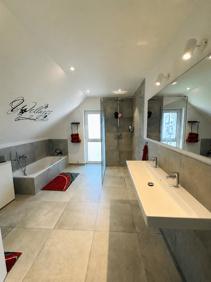 Predaj domu 251 m², pozemek 841 m², Bexbach, Sársko Predaj domu 251 m², pozemek 841 m², Bexbach, Sársko