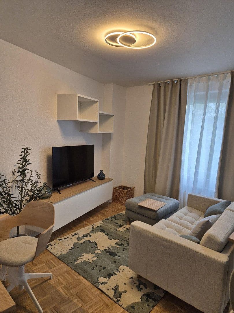 Prenájom bytu 1-izbový 35 m², Pfarrer Perabo Platz 6, Frankfurt, Hesensko Prenájom bytu 1-izbový 35 m², Pfarrer Perabo Platz 6, Frankfurt, Hesensko