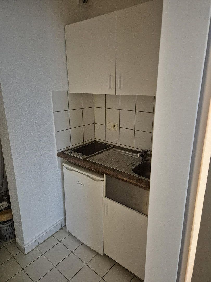 Prenájom bytu 1-izbový 35 m², Pfarrer Perabo Platz 6, Frankfurt, Hesensko Prenájom bytu 1-izbový 35 m², Pfarrer Perabo Platz 6, Frankfurt, Hesensko
