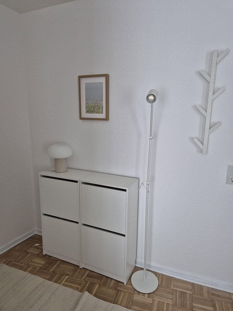 Prenájom bytu 1-izbový 35 m², Pfarrer Perabo Platz 6, Frankfurt, Hesensko Prenájom bytu 1-izbový 35 m², Pfarrer Perabo Platz 6, Frankfurt, Hesensko
