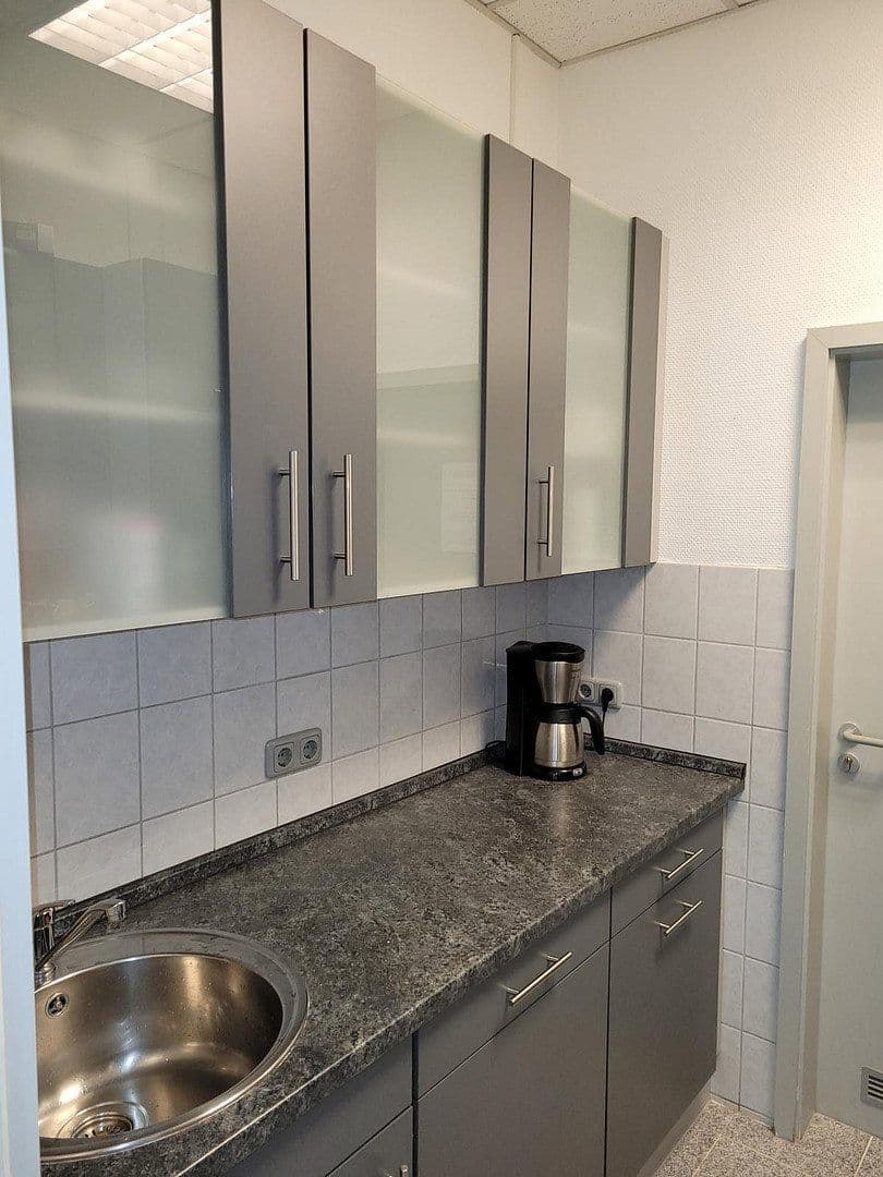 Predaj nebytového priestoru 3.375 m², Schönkirchen, Šlezvicko-Holštajnsko Predaj nebytového priestoru 3.375 m², Schönkirchen, Šlezvicko-Holštajnsko