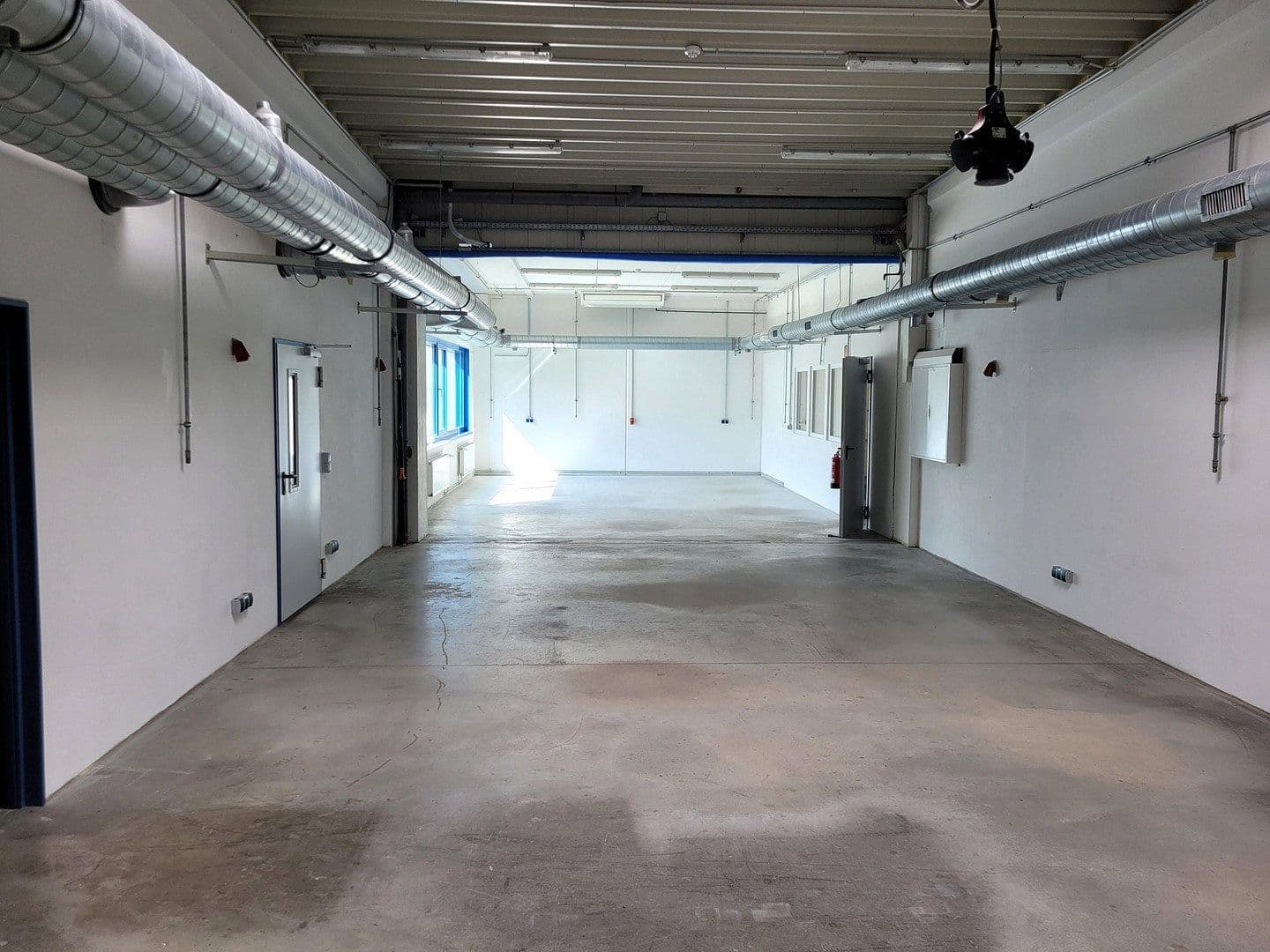 Predaj nebytového priestoru 3.375 m², Schönkirchen, Šlezvicko-Holštajnsko Predaj nebytového priestoru 3.375 m², Schönkirchen, Šlezvicko-Holštajnsko