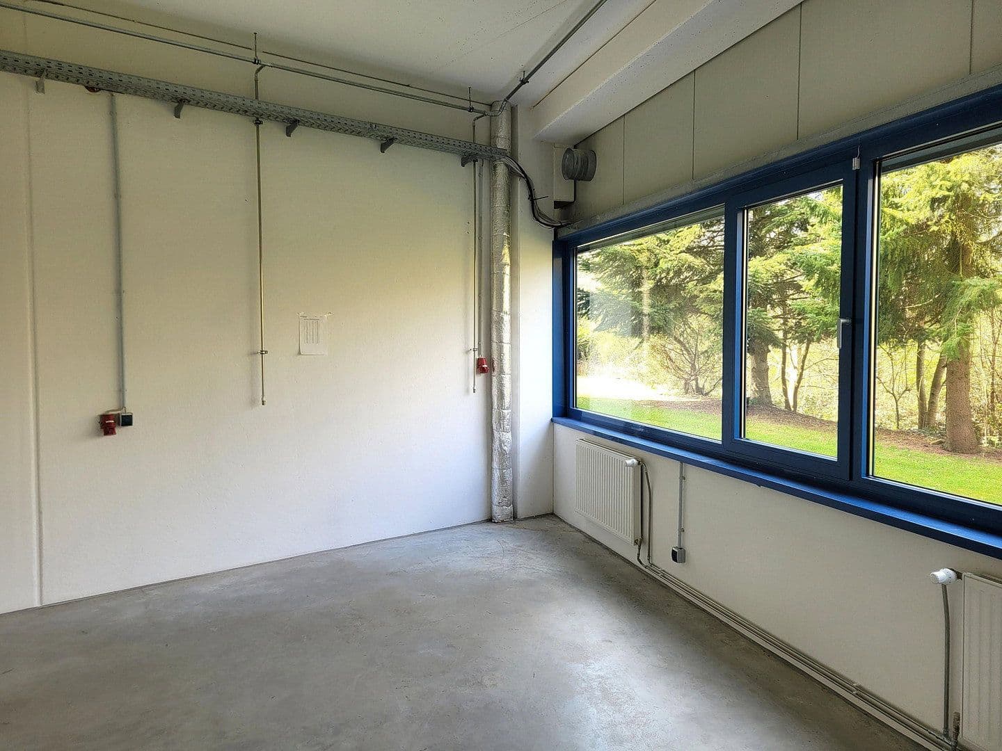 Predaj nebytového priestoru 3.375 m², Schönkirchen, Šlezvicko-Holštajnsko Predaj nebytového priestoru 3.375 m², Schönkirchen, Šlezvicko-Holštajnsko