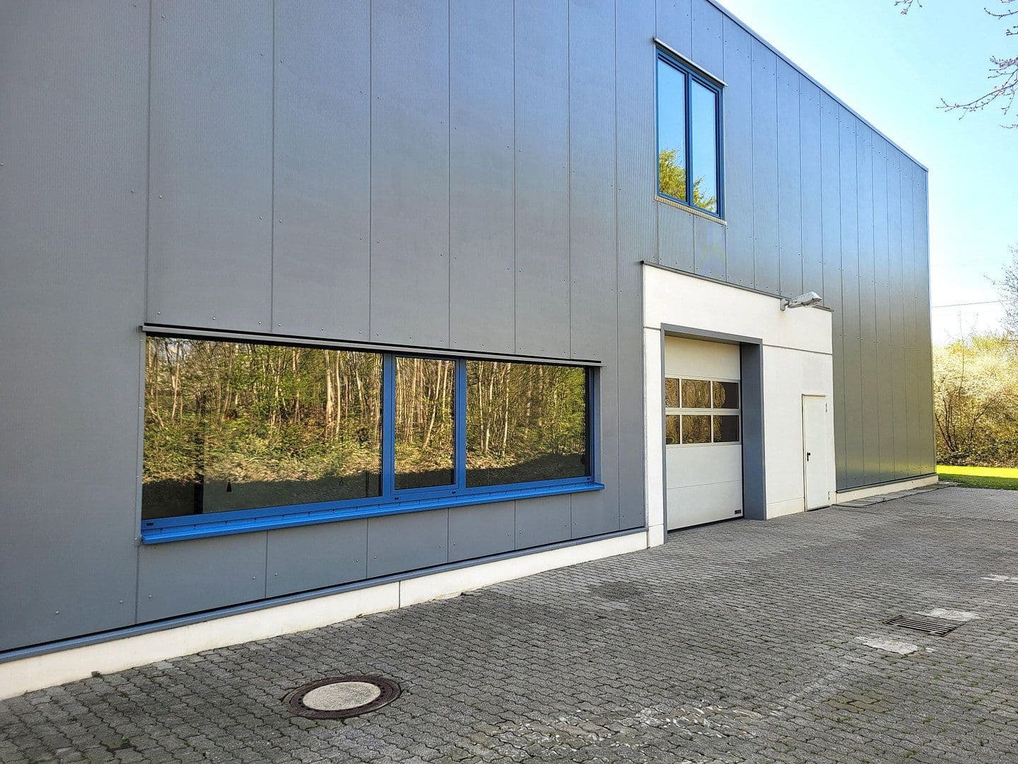 Predaj nebytového priestoru 3.375 m², Schönkirchen, Šlezvicko-Holštajnsko Predaj nebytového priestoru 3.375 m², Schönkirchen, Šlezvicko-Holštajnsko