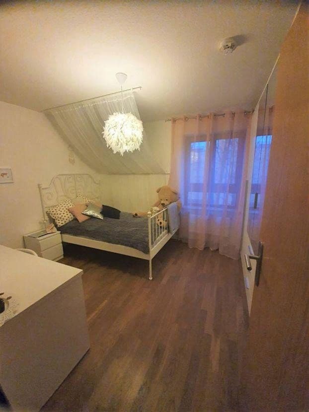 Prenájom bytu 4-izbový 95 m², Anton-Günther-Weg 44, Waldkraiburg, Bavorsko Prenájom bytu 4-izbový 95 m², Anton-Günther-Weg 44, Waldkraiburg, Bavorsko