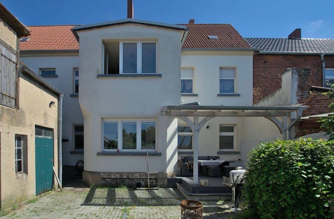 Predaj domu 663 m², pozemek 819 m², Tangermünde, Sasko-Anhaltsko Predaj domu 663 m², pozemek 819 m², Tangermünde, Sasko-Anhaltsko