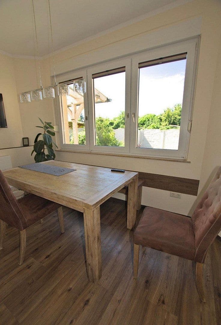 Predaj domu 663 m², pozemek 819 m², Tangermünde, Sasko-Anhaltsko Predaj domu 663 m², pozemek 819 m², Tangermünde, Sasko-Anhaltsko