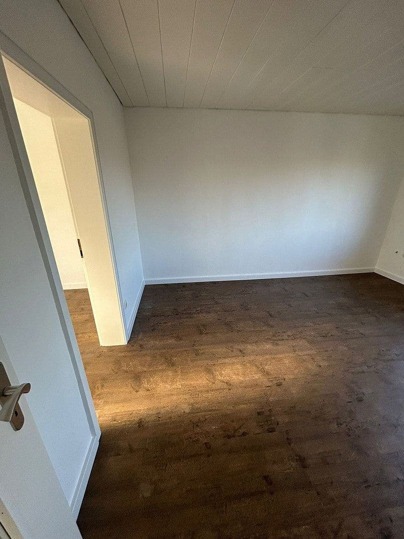 Prenájom bytu 3-izbový 57 m², Essen, Severné Porýnie - Westfálsko Prenájom bytu 3-izbový 57 m², Essen, Severné Porýnie - Westfálsko