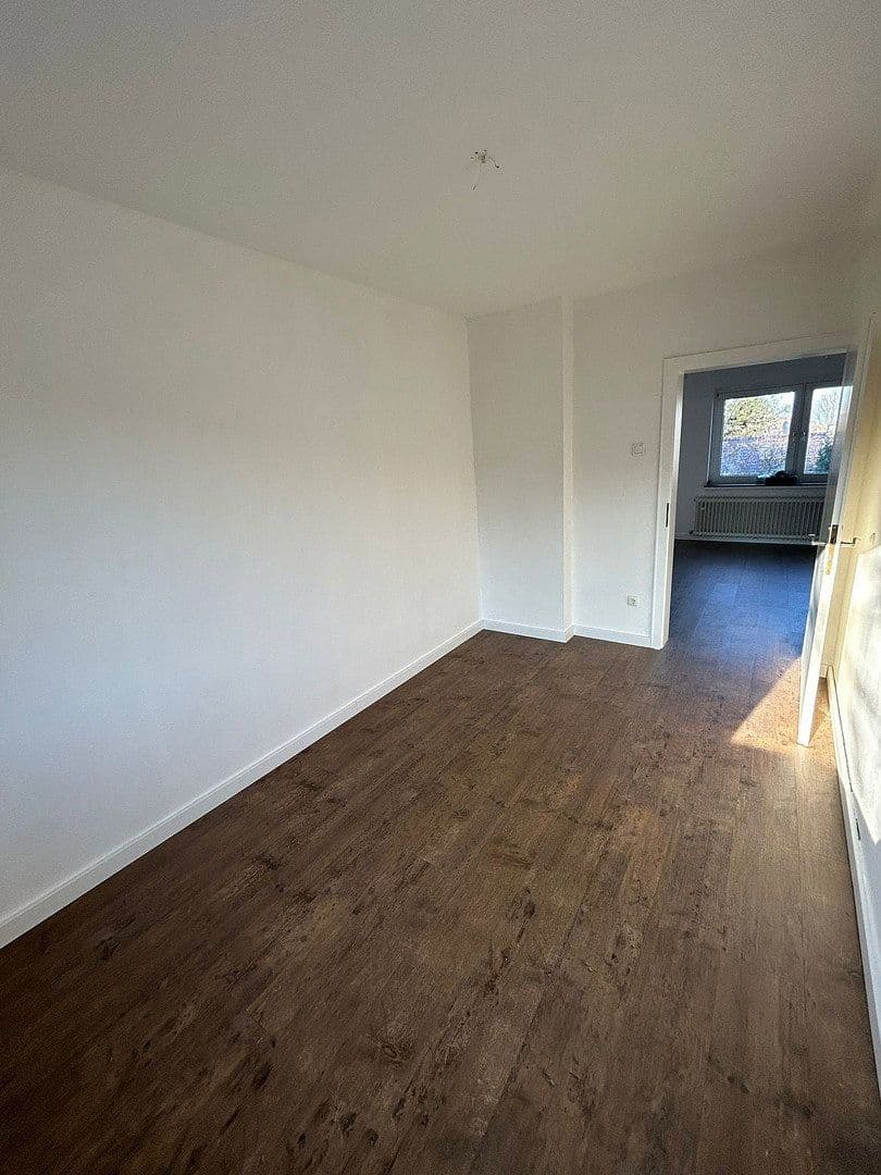 Prenájom bytu 3-izbový 57 m², Essen, Severné Porýnie - Westfálsko Prenájom bytu 3-izbový 57 m², Essen, Severné Porýnie - Westfálsko