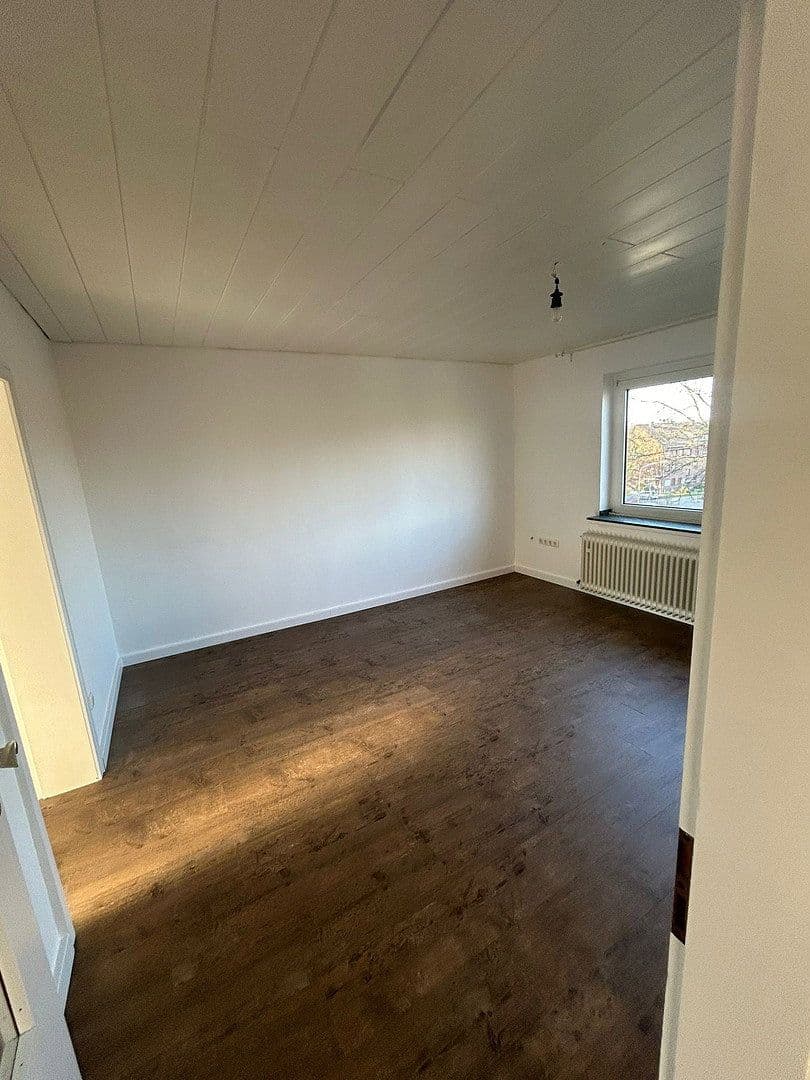 Prenájom bytu 3-izbový 57 m², Essen, Severné Porýnie - Westfálsko Prenájom bytu 3-izbový 57 m², Essen, Severné Porýnie - Westfálsko