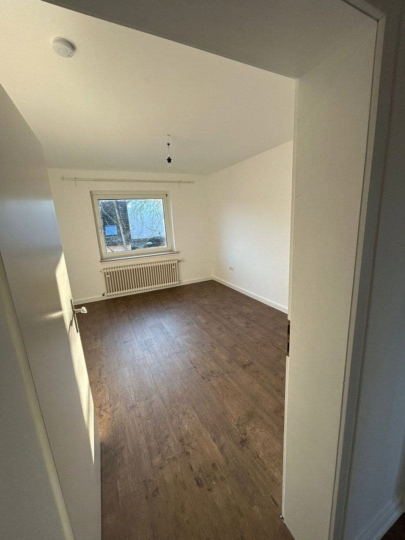 Prenájom bytu 3-izbový 57 m², Essen, Severné Porýnie - Westfálsko Prenájom bytu 3-izbový 57 m², Essen, Severné Porýnie - Westfálsko