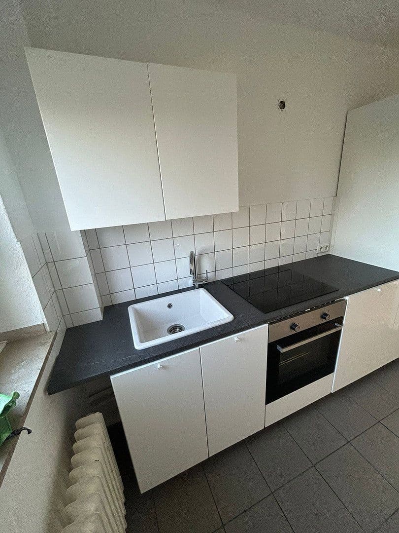 Prenájom bytu 3-izbový 57 m², Essen, Severné Porýnie - Westfálsko Prenájom bytu 3-izbový 57 m², Essen, Severné Porýnie - Westfálsko