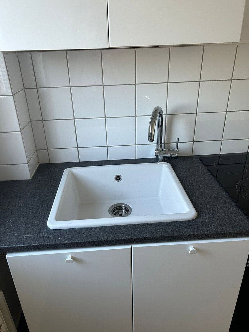 Prenájom bytu 3-izbový 57 m², Essen, Severné Porýnie - Westfálsko Prenájom bytu 3-izbový 57 m², Essen, Severné Porýnie - Westfálsko