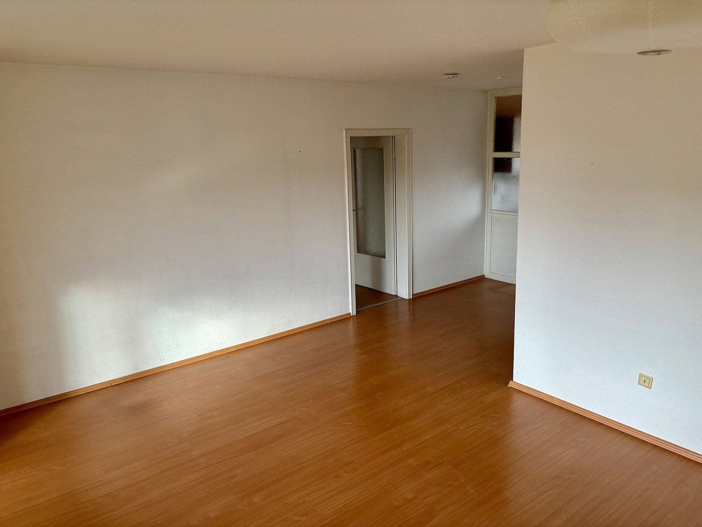 Prenájom bytu 3-izbový 72 m², Laatzen, Dolné Sasko Prenájom bytu 3-izbový 72 m², Laatzen, Dolné Sasko