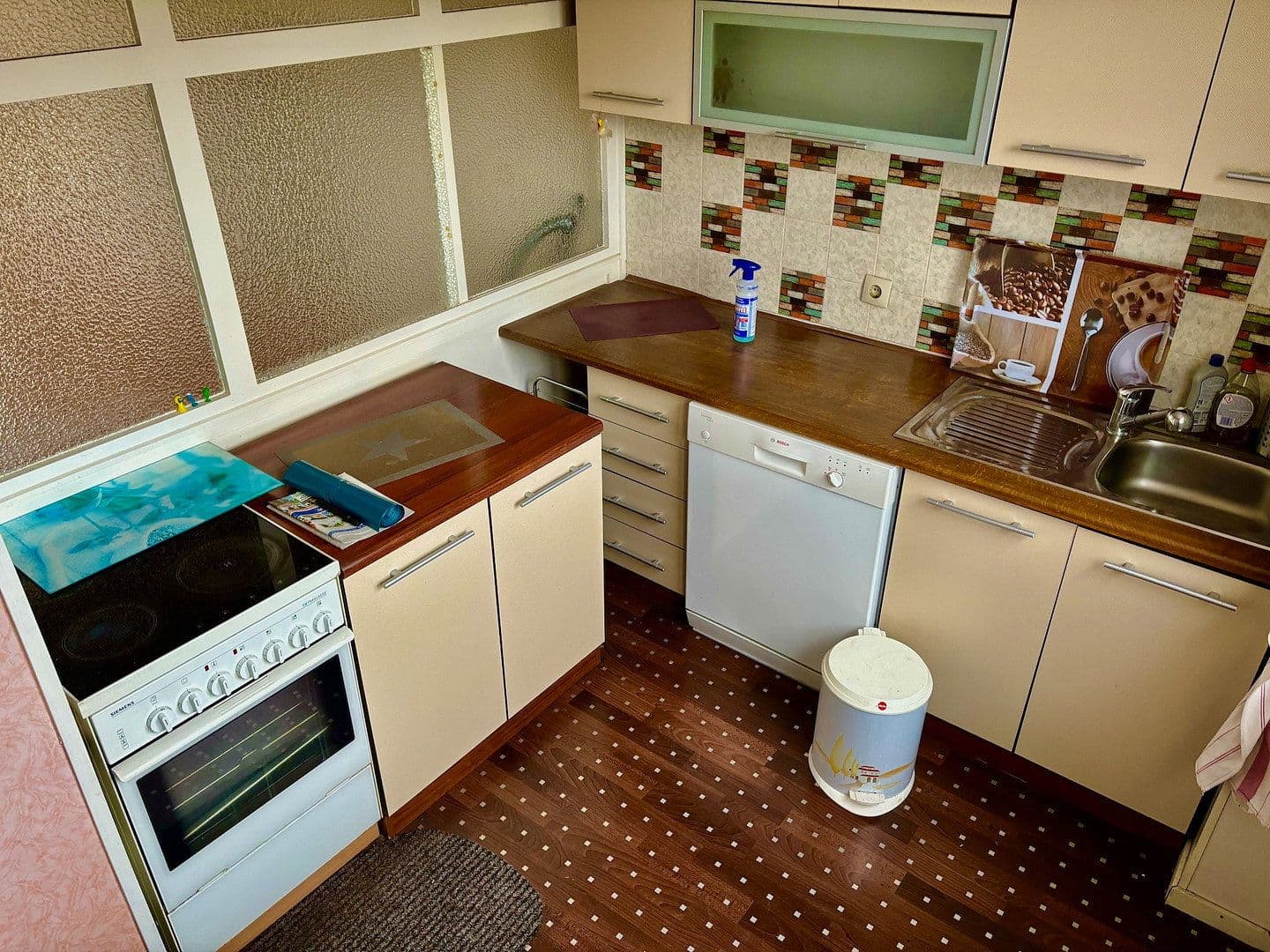 Prenájom bytu 3-izbový 72 m², Laatzen, Dolné Sasko Prenájom bytu 3-izbový 72 m², Laatzen, Dolné Sasko