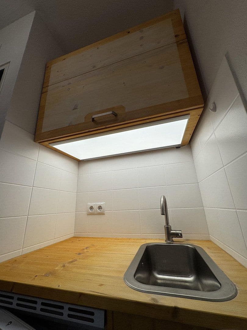Prenájom bytu 1-izbový 21 m², Akademiestraße 4, Mannheim, Bádensko-Wurttembersko Prenájom bytu 1-izbový 21 m², Akademiestraße 4, Mannheim, Bádensko-Wurttembersko