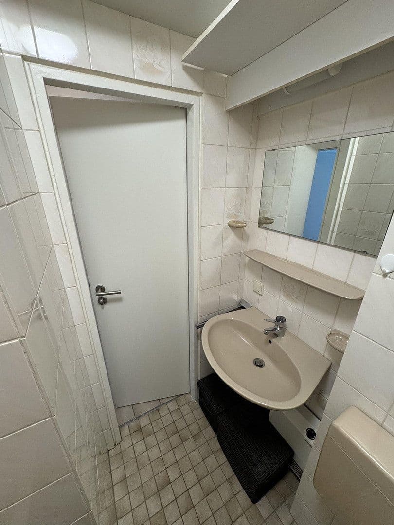 Prenájom bytu 1-izbový 21 m², Akademiestraße 4, Mannheim, Bádensko-Wurttembersko Prenájom bytu 1-izbový 21 m², Akademiestraße 4, Mannheim, Bádensko-Wurttembersko