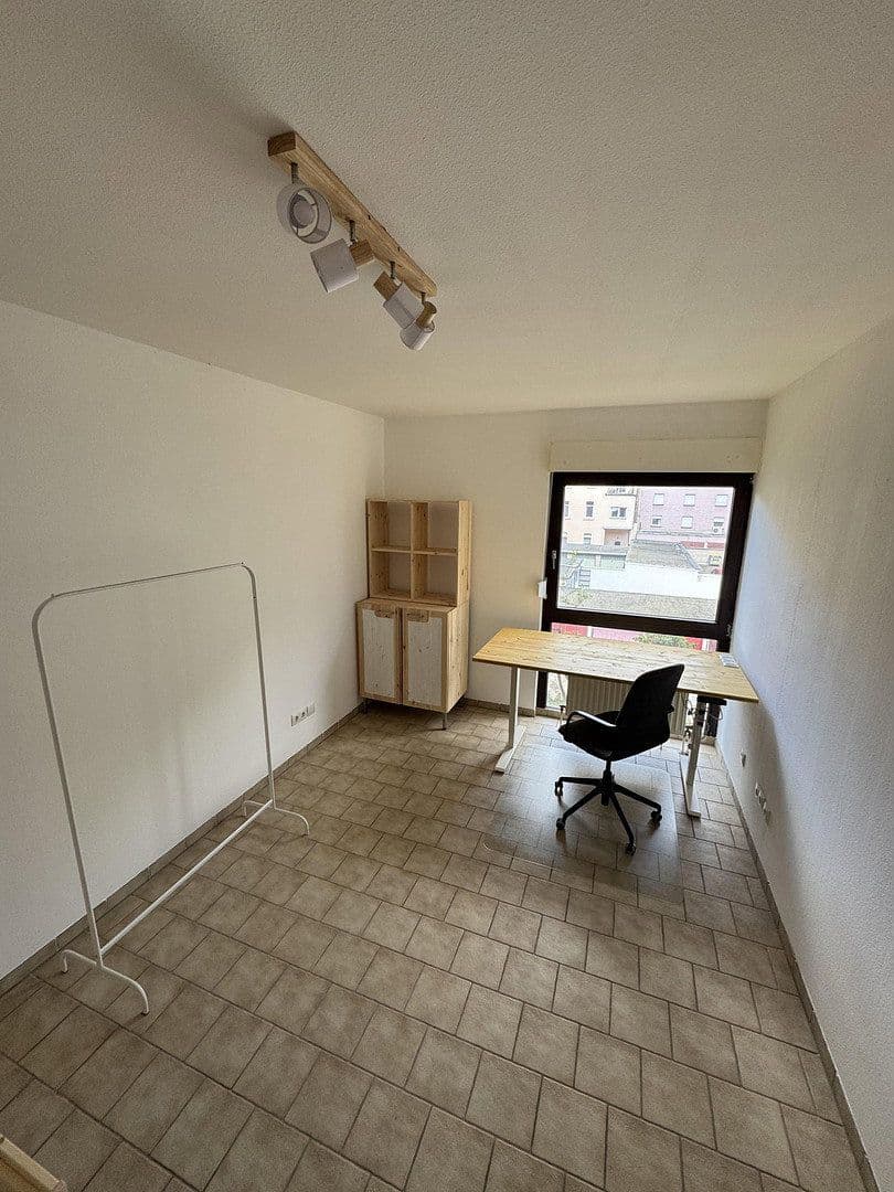 Prenájom bytu 1-izbový 21 m², Akademiestraße 4, Mannheim, Bádensko-Wurttembersko Prenájom bytu 1-izbový 21 m², Akademiestraße 4, Mannheim, Bádensko-Wurttembersko