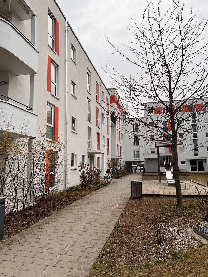 Prenájom bytu 2-izbový 52 m², München, Bavorsko Prenájom bytu 2-izbový 52 m², München, Bavorsko