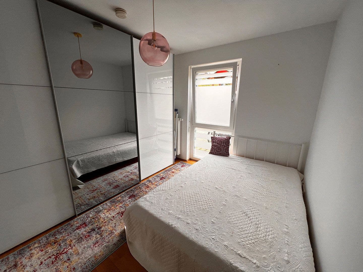 Prenájom bytu 2-izbový 52 m², München, Bavorsko Prenájom bytu 2-izbový 52 m², München, Bavorsko