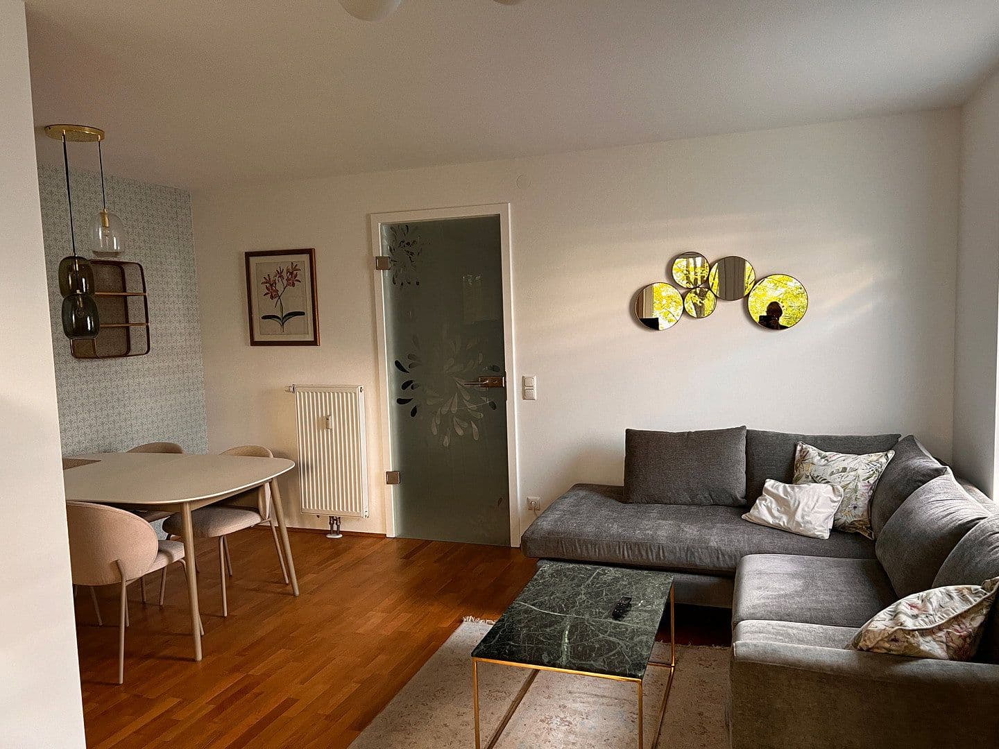 Prenájom bytu 2-izbový 52 m², München, Bavorsko Prenájom bytu 2-izbový 52 m², München, Bavorsko