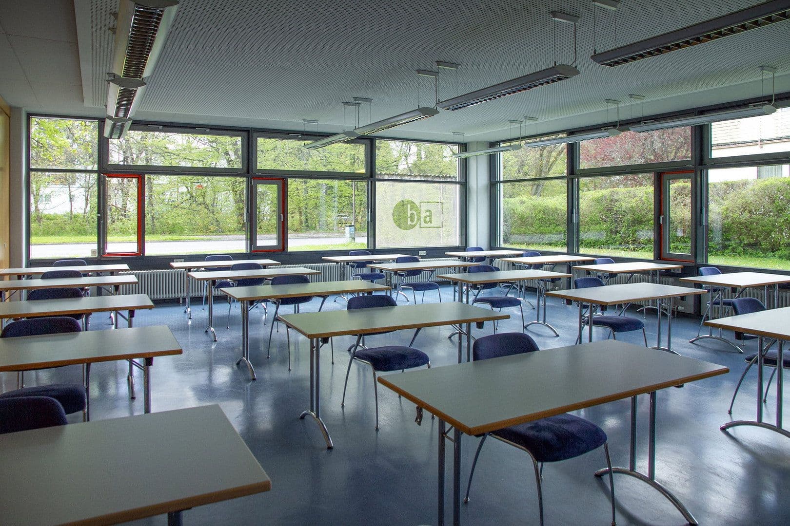 Prenájom kancelárie 1.000 m², Sebastian-Kneipp-Straße 60, Villingen-Schwenningen, Bádensko-Wurttembersko Prenájom kancelárie 1.000 m², Sebastian-Kneipp-Straße 60, Villingen-Schwenningen, Bádensko-Wurttembersko
